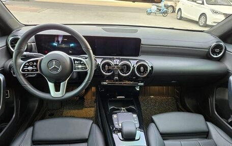 Mercedes-Benz A-Класс, 2020 год, 1 830 000 рублей, 11 фотография