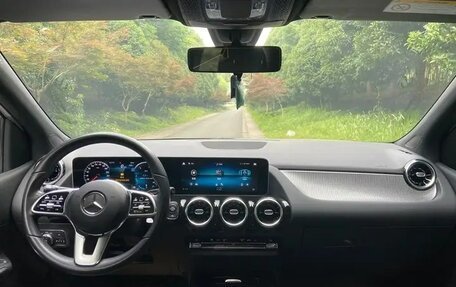 Mercedes-Benz B-Класс, 2020 год, 1 550 000 рублей, 8 фотография