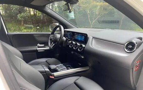 Mercedes-Benz B-Класс, 2020 год, 1 550 000 рублей, 10 фотография