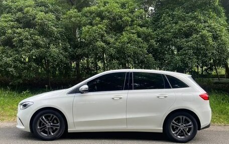 Mercedes-Benz B-Класс, 2020 год, 1 550 000 рублей, 17 фотография