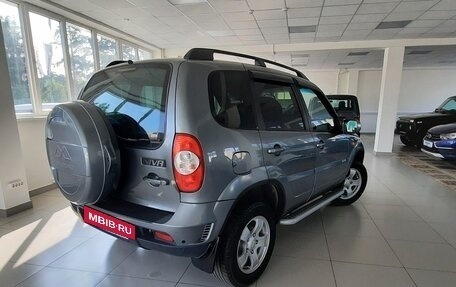 Chevrolet Niva I рестайлинг, 2010 год, 420 000 рублей, 4 фотография