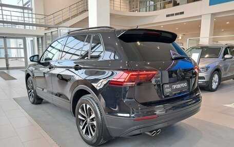 Volkswagen Tiguan II, 2019 год, 2 989 000 рублей, 8 фотография
