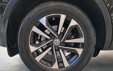 Volkswagen Tiguan II, 2019 год, 2 989 000 рублей, 22 фотография