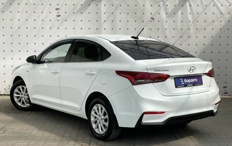 Hyundai Solaris II рестайлинг, 2018 год, 1 370 000 рублей, 5 фотография