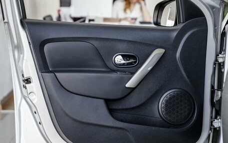 Renault Sandero II рестайлинг, 2017 год, 1 068 000 рублей, 12 фотография