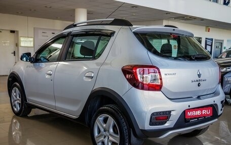 Renault Sandero II рестайлинг, 2017 год, 1 068 000 рублей, 5 фотография