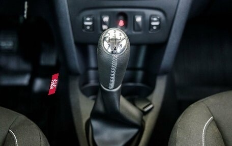 Renault Sandero II рестайлинг, 2017 год, 1 068 000 рублей, 28 фотография