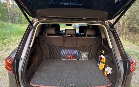 Volkswagen Touareg III, 2011 год, 2 500 000 рублей, 3 фотография