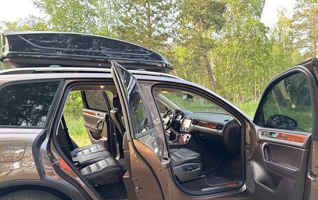 Volkswagen Touareg III, 2011 год, 2 500 000 рублей, 15 фотография