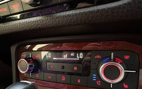 Volkswagen Touareg III, 2011 год, 2 500 000 рублей, 23 фотография