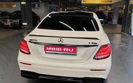 Mercedes-Benz E-Класс AMG, 2017 год, 5 700 000 рублей, 6 фотография
