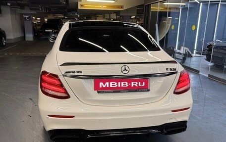 Mercedes-Benz E-Класс AMG, 2017 год, 5 700 000 рублей, 5 фотография