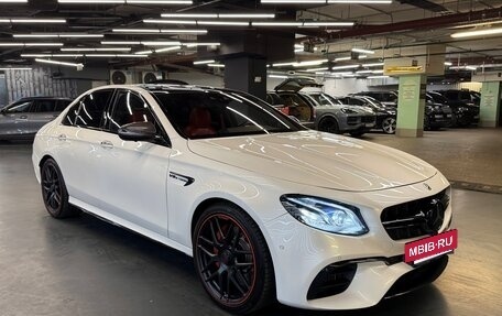 Mercedes-Benz E-Класс AMG, 2017 год, 5 700 000 рублей, 9 фотография