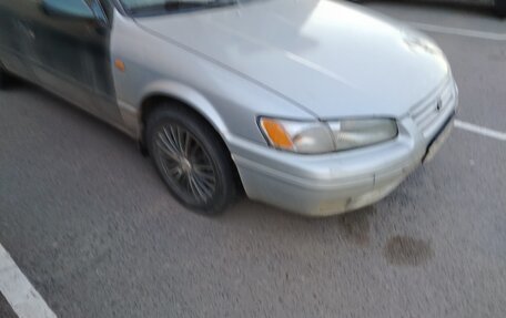Toyota Camry, 1999 год, 250 000 рублей, 4 фотография