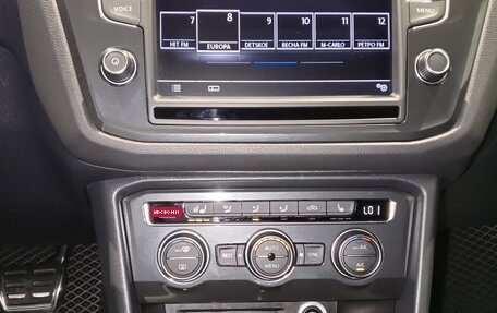 Volkswagen Tiguan II, 2017 год, 2 369 000 рублей, 11 фотография