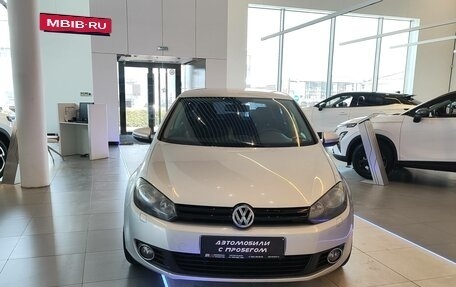 Volkswagen Golf VI, 2011 год, 910 000 рублей, 2 фотография