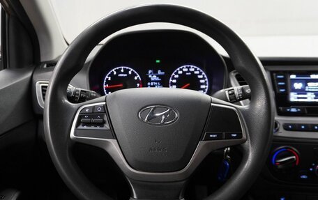 Hyundai Solaris II рестайлинг, 2019 год, 1 230 000 рублей, 10 фотография