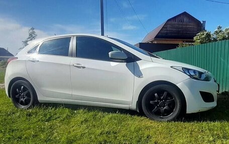 Hyundai i30 II рестайлинг, 2012 год, 775 000 рублей, 4 фотография