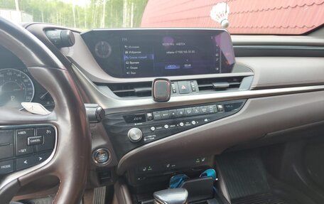 Lexus ES VII, 2020 год, 3 500 000 рублей, 10 фотография
