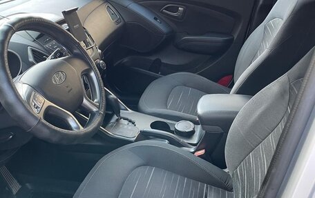 Hyundai ix35 I рестайлинг, 2015 год, 1 550 000 рублей, 4 фотография