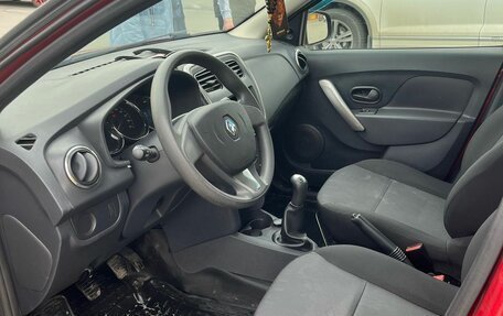 Renault Logan II, 2017 год, 528 000 рублей, 8 фотография
