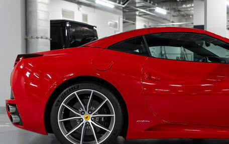 Ferrari California I рестайлинг, 2010 год, 10 790 000 рублей, 11 фотография