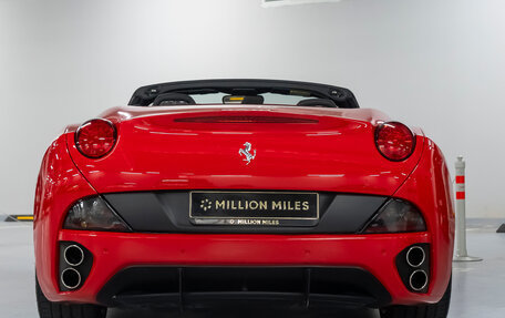 Ferrari California I рестайлинг, 2010 год, 10 790 000 рублей, 14 фотография