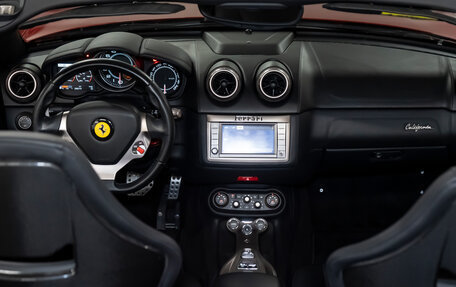 Ferrari California I рестайлинг, 2010 год, 10 790 000 рублей, 29 фотография