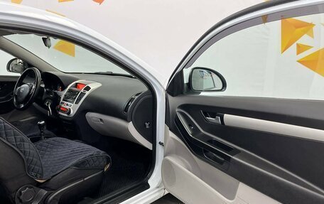 KIA cee'd I рестайлинг, 2009 год, 650 000 рублей, 21 фотография