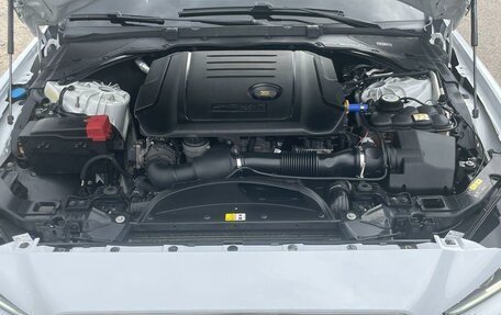 Jaguar XE I рестайлинг, 2016 год, 1 700 000 рублей, 26 фотография
