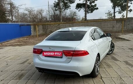 Jaguar XE I рестайлинг, 2016 год, 1 700 000 рублей, 20 фотография