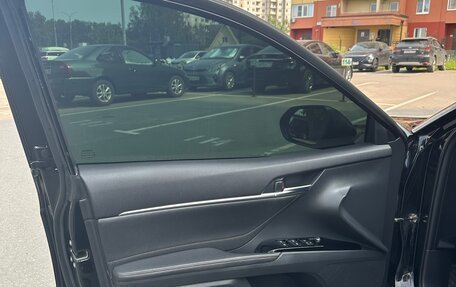 Toyota Camry, 2019 год, 2 850 000 рублей, 18 фотография