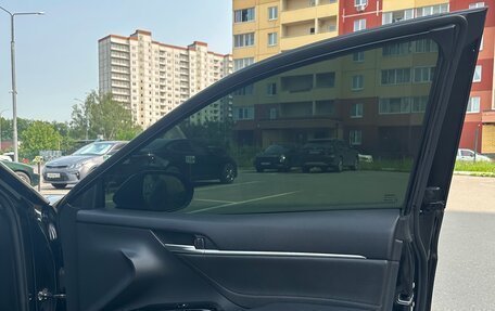 Toyota Camry, 2019 год, 2 850 000 рублей, 21 фотография