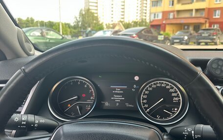 Toyota Camry, 2019 год, 2 850 000 рублей, 25 фотография