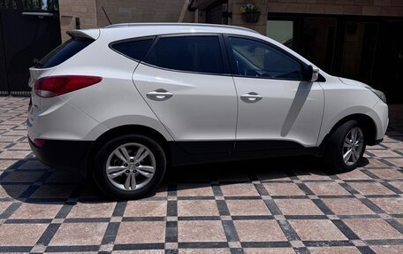 Hyundai ix35 I рестайлинг, 2013 год, 1 200 000 рублей, 2 фотография