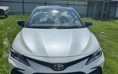 Toyota Camry, 2021 год, 3 950 000 рублей, 1 фотография