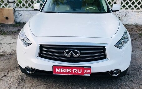 Infiniti QX70, 2014 год, 2 950 000 рублей, 1 фотография