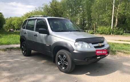Chevrolet Niva I рестайлинг, 2016 год, 620 000 рублей, 2 фотография