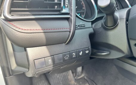 Toyota Camry, 2021 год, 3 950 000 рублей, 11 фотография