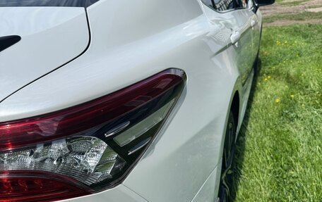 Toyota Camry, 2021 год, 3 950 000 рублей, 15 фотография