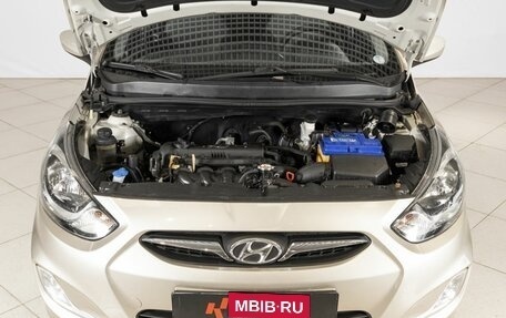 Hyundai Solaris II рестайлинг, 2013 год, 899 200 рублей, 9 фотография
