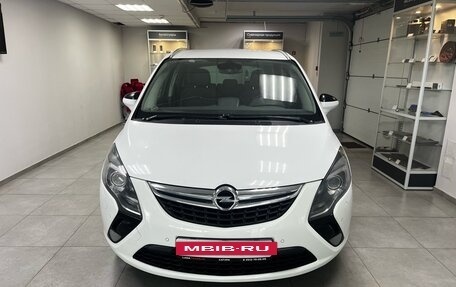 Opel Zafira C рестайлинг, 2013 год, 950 000 рублей, 2 фотография