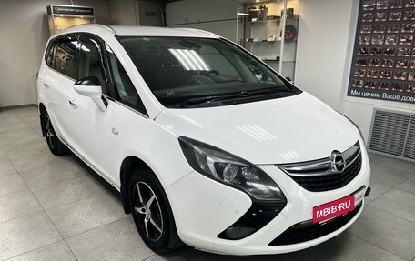 Opel Zafira C рестайлинг, 2013 год, 950 000 рублей, 3 фотография
