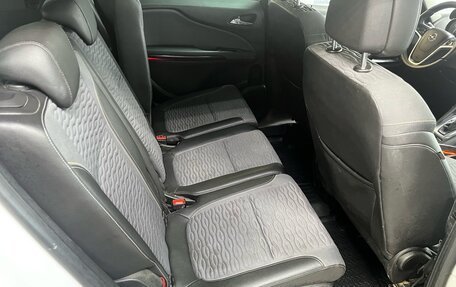 Opel Zafira C рестайлинг, 2013 год, 950 000 рублей, 10 фотография