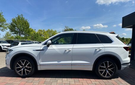 Volkswagen Touareg III, 2022 год, 4 675 500 рублей, 6 фотография