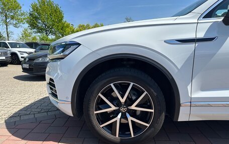 Volkswagen Touareg III, 2022 год, 4 675 500 рублей, 7 фотография
