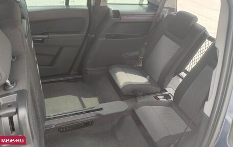 Opel Zafira B, 2011 год, 700 000 рублей, 22 фотография