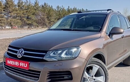 Volkswagen Touareg III, 2013 год, 2 010 000 рублей, 2 фотография