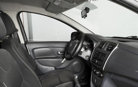 Renault Logan II, 2016 год, 765 400 рублей, 4 фотография