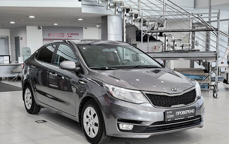 KIA Rio III рестайлинг, 2016 год, 890 000 рублей, 3 фотография